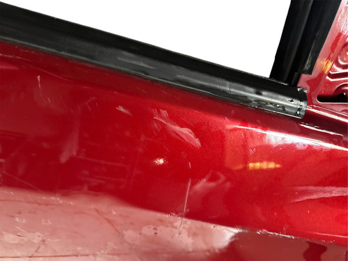 Porta Dianteira Direita Chevrolet Ônix Usada Vermelha Dianteira Direito Vermelho - Imagem 2