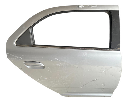 Porta Traseira Direita Chevrolet Cobalt Usada Prata Traseira Direita Prateado - Imagem 1