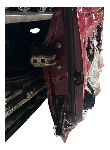 Porta Dianteira Direita Chevrolet Ônix Usada Vermelha Dianteira Direito Vermelho - Imagem 7