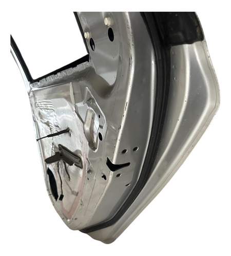 Porta Traseira Direita Chevrolet Cobalt Usada Prata Traseira Direita Prateado - Imagem 6