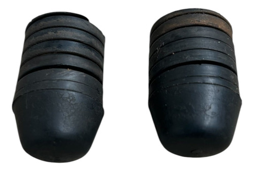 Par Borracha Batente Capô Gol Parati Saveiro Bolinha - Imagem 3