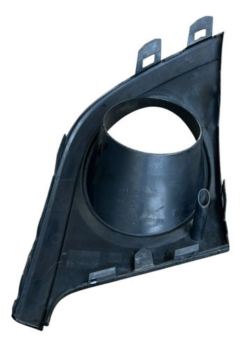 Moldura Acabamento Farol De Milha Ld Fox 5z0853666 Preto Preta Direito - Imagem 4