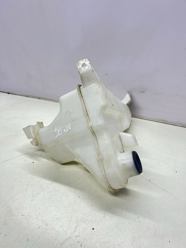 Reservatório Água Limpador Parabrisa Toyota Hilux 2016 Diant