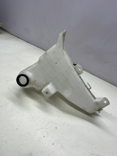 Reservatório Água Limpador Parabrisa Toyota Hilux 2016 Diant - Imagem 3