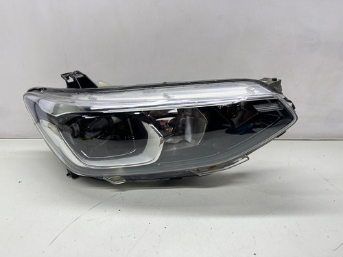 Farol Direito Chevrolet Tracker 2021 2022 Direito