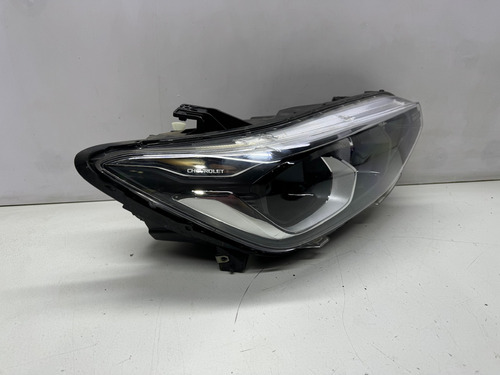Farol Direito Chevrolet Tracker 2021 2022 Direito - Imagem 2