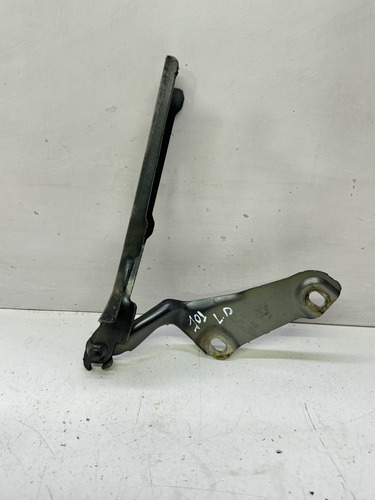 Braço Dobradiça Direito Capô Audi A3 2014 A 2018