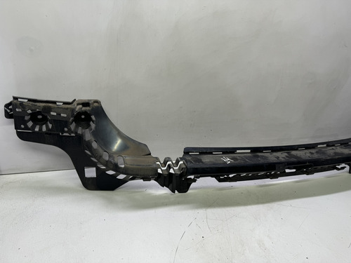 Guia Parachoque Traseiro Central Bmw 320i 328i 2013 A 2018