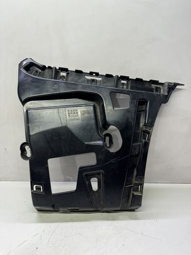 Guia Parachoque Traseiro Direito Bmw 320i 328i 2013 A 2018