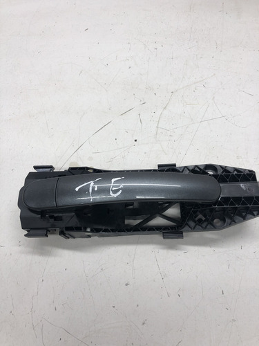 Maçaneta Externa Traseira Esquerda Volkswagen Jetta 2013 Traseira