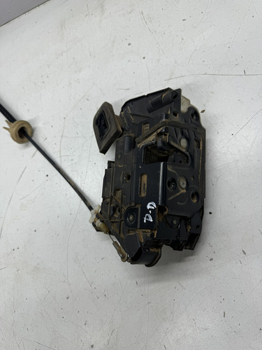 Fechadura Porta Dianteira Direita Volkswagen Jetta 2012-2015