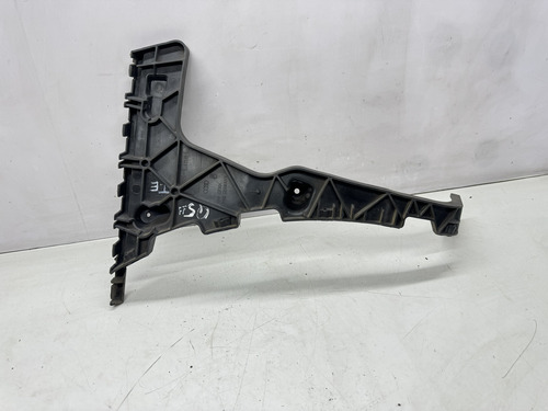 Guia Suporte Parachoque Traseiro Esquerdo Audi Q5 2011