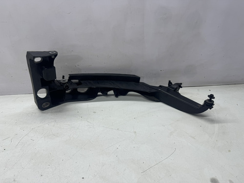 Suporte Farol Direito Audi A3 Sportback 2010 A 12 8p0805606 - Imagem 2