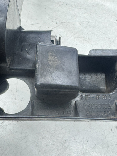 Suporte Farol Direito Audi A3 Sportback 2010 A 12 8p0805606 - Imagem 3