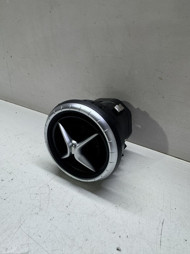 Difusor De Ar Central Mercedes Cla Gla A200 Menor - Imagem 2