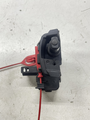 Trava Portinhola Audi A3 Sportback 8k0862153 - Imagem 2