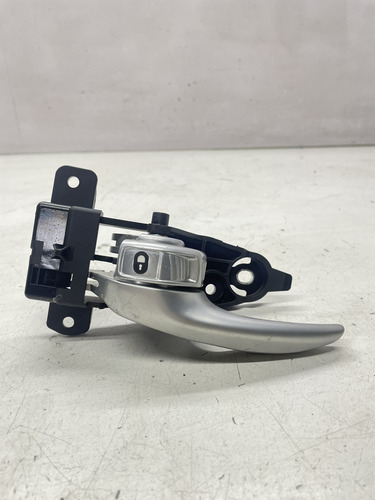 Maçaneta Dianteira Esquerda Jeep Renegade Dianteira