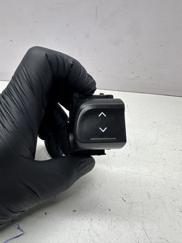 Botao Vidro Eletrico Motorista Esquerdo Renault Kwid