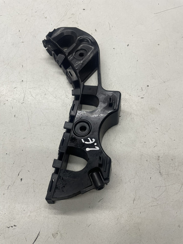 Guia Parachoque Lado Esquerdo Volks Parati Cc 2012-2017