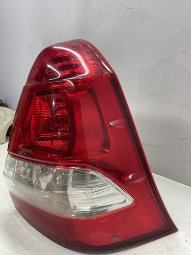 Lanterna Traseira Direita Toyota Etios Sedan Direito - Imagem 2