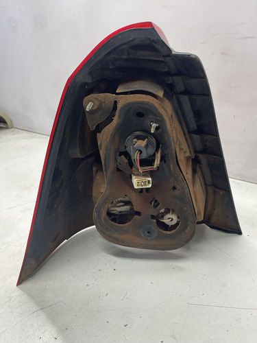 Lanterna Traseira Direita Toyota Etios Sedan Direito - Imagem 4