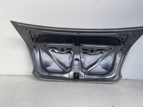 Tampa Traseira Toyota Etios Sedan Com Detalhe 2013 - Imagem 7