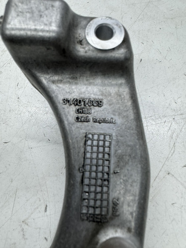 Suporte Alternador  Volvo Xc60 2.0 T5 245cv 15/17 31401869 - Imagem 2