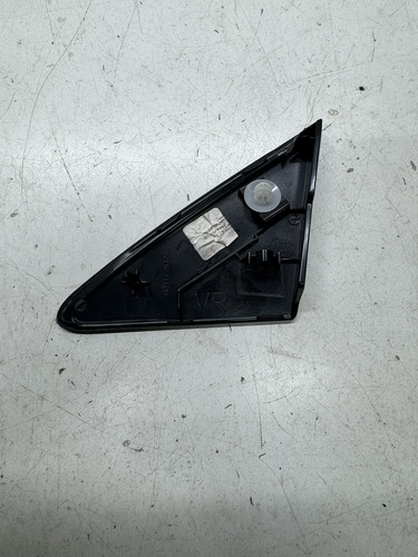 Acabamento Paralama Direito Toyota Yaris - Imagem 2