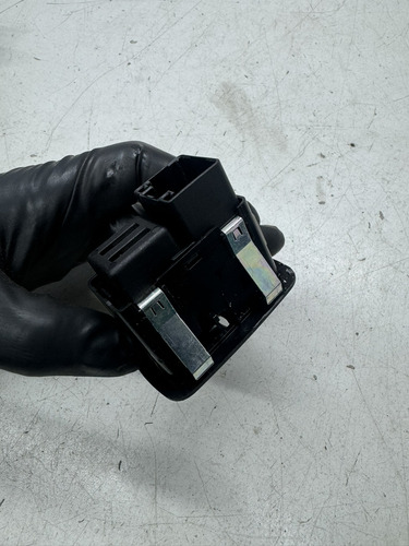Botão Vidro Elétrico Traseiro Dodge Journey Fiat Freemont - Imagem 2