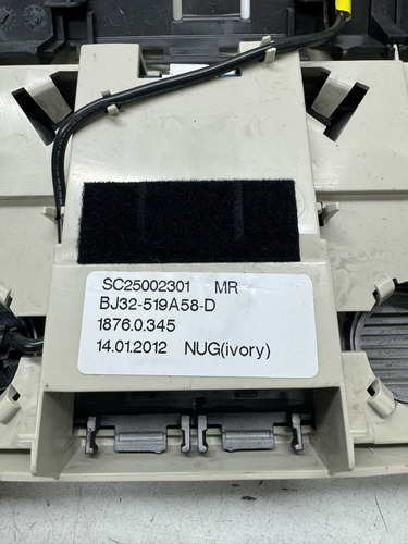 Luz Interna Evoque Com Teto Panorâmico Bj32519a58d - Imagem 3