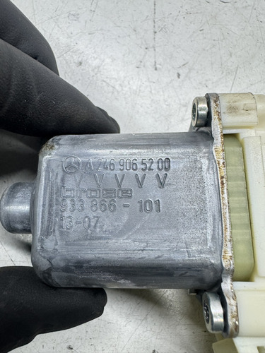 Motor Vidro Elétrico Dianteiro Direito B200 2013 A 2016 - Imagem 3