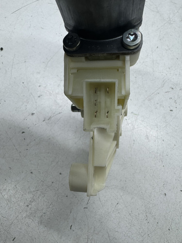 Motor Vidro Elétrico Dianteiro Direito B200 2013 A 2016 - Imagem 4