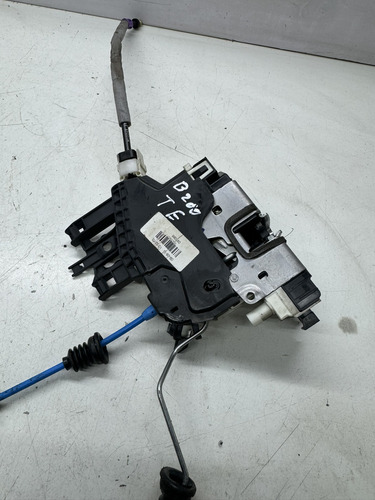 Fechadura Traseira Direita B200 2013 A 2016 A2047302735