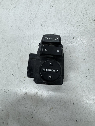 Botão Regulagem Retrovisor Hyundai Elantra 17/18