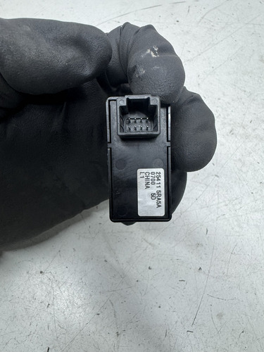 Botão Vidro Elétrico Auto Nissan Kicks - Imagem 3