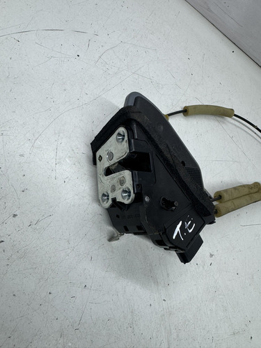 Fechadura Traseira Esquerda Nissan Kicks