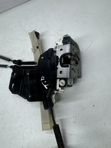 Fechadura Traseira Direita Fiat Toro 40146025012 - Imagem 3