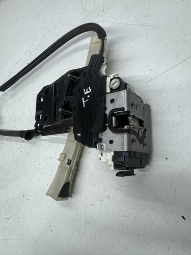 Fechadura Traseira Esquerda Fiat Toro 40136025012