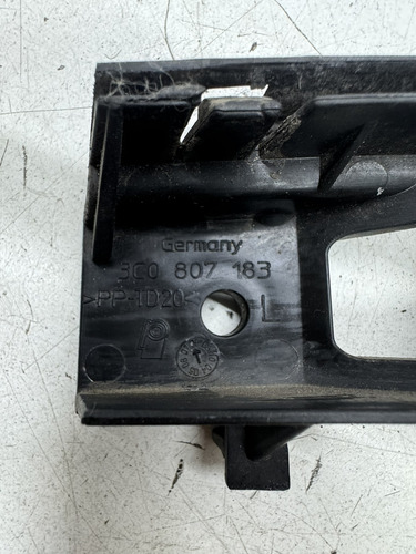 Guia Parachoque Esquerdo Passat 2006 A 2010 - Imagem 3