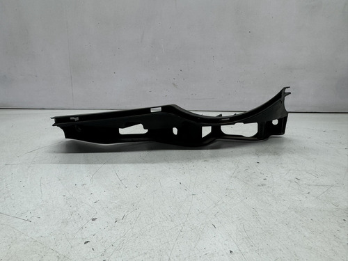 Guia Farol Esquerdo Passat 2006 A 2010