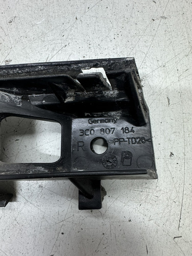 Guia Parachoque Direito Passat 2006 A 2010 - Imagem 3