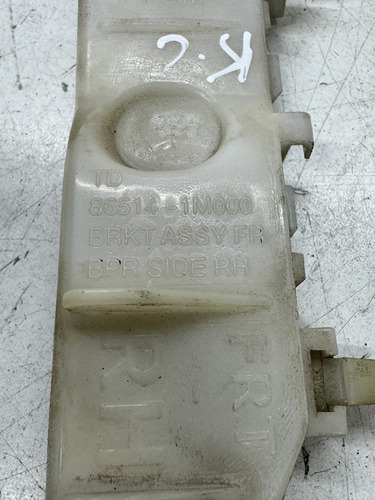 Guia Parachoque Direito Kia Cerato 2010 A 2013 865141m000 - Imagem 3