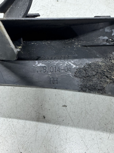 Acabamento Lanterna Direita  Volkswagen Fusca Tsi 13 A 15 - Imagem 3