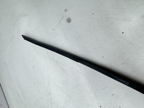 Acabamento Moldura Parabrisa Direito Audi A3 14/19 C/detalhe - Imagem 2