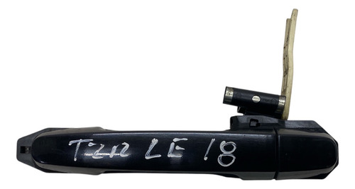 Maçaneta Externa Traseira Esquerda Toyota Hilux 2005 A 2015 Traseira