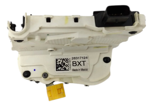 Fechadura Traseira Esquerda Chevrolet Tracker 2021 Diante