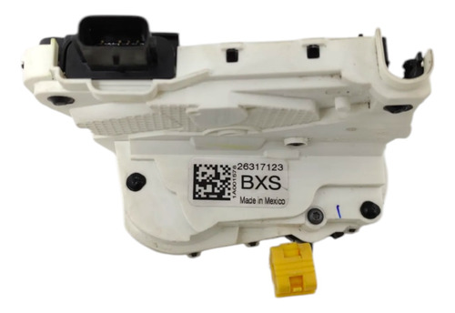 Fechadura Traseira Direita Chevrolet Tracker 2021 Diante