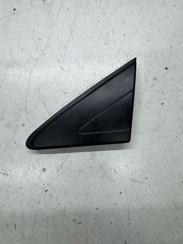 Acabamento Paralama Esquerdo Toyota Yaris 60118od280