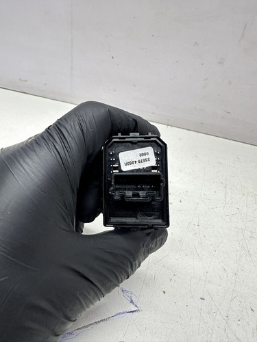 Botao Controle Retrovisor Eletrico Renault Kwid - Imagem 2