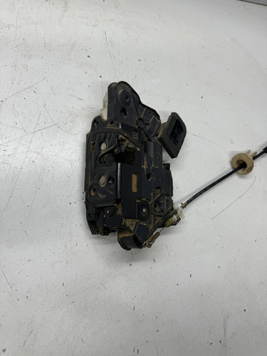 Fechadura Porta Dianteira Esquerda Volks Jetta 2012-2015